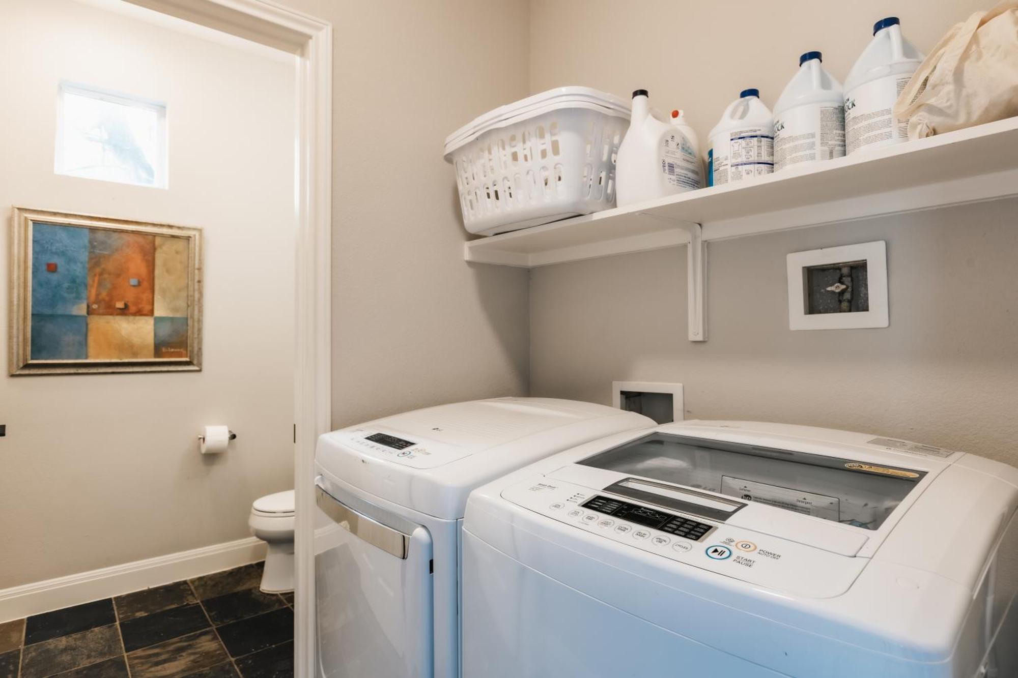 Villa Stylish Downtown Escape, Walk To Brewery -Pool & Relaxation Austin Esterno foto